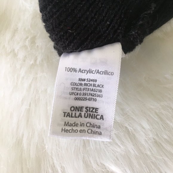 2 Faded Glory Winter Hats - Picture 6 of 6